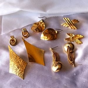 Vintage gold tone bundle pierced earrings